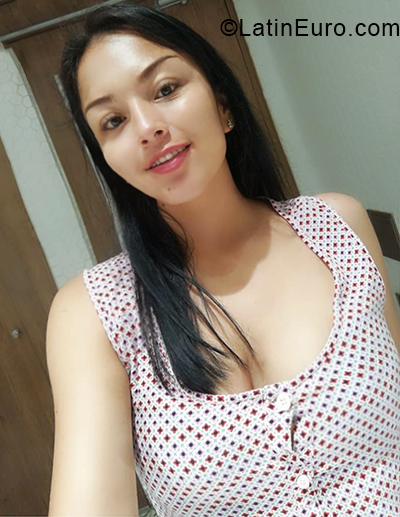 Date this foxy Colombia girl Kathy from Bogota CO28103