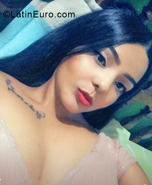 Date this funny Colombia girl Paola from Medellin CO28149