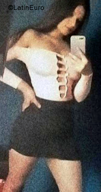 Date this hot Colombia girl Vanessa from Bogota CO28271