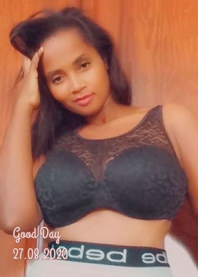 Date this funny Dominican Republic girl Claudia Anyelina from Santiago DO38705