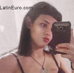 Date this exotic Argentina girl Karen from Buenos Aires AR533