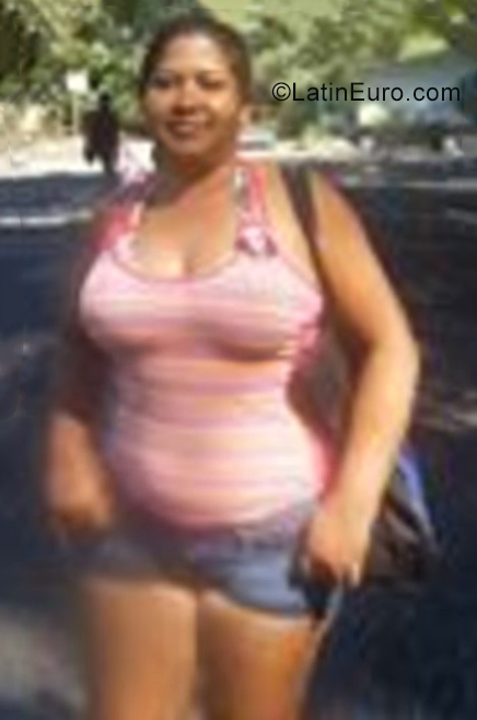 Date this exotic Venezuela girl Yeila from Los Pijiguaos VE3545