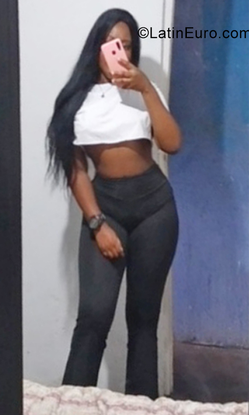 Date this stunning Colombia girl Bivi from Medellin CO29154