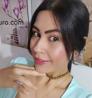 Date this sensual Colombia girl Andreina from Medellin CO29180