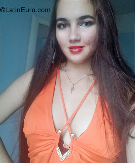 Date this hot Cuba girl Lady Pinar from Pinar Del Rio CU750