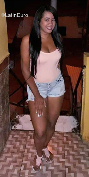Date this sultry Colombia girl Genesis from Cali CO29283