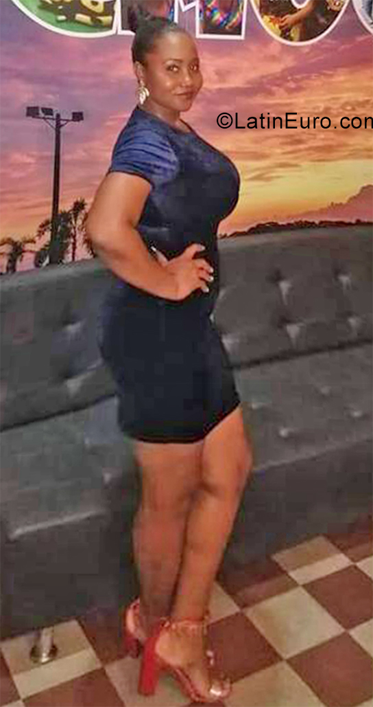 Date this attractive Colombia girl Subdery from Quibdo CO29661