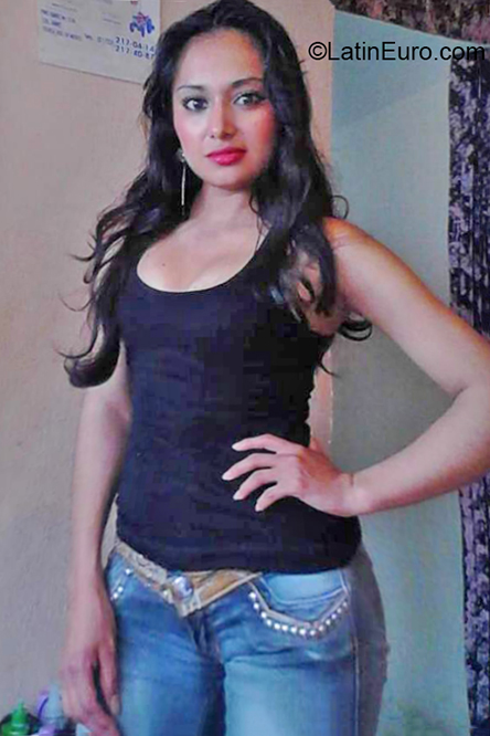 Date this exotic Mexico girl Estefani from Toluca MX2371