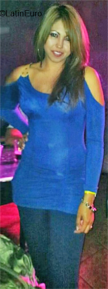 Date this stunning Peru girl Fea from Arequipa PE1876