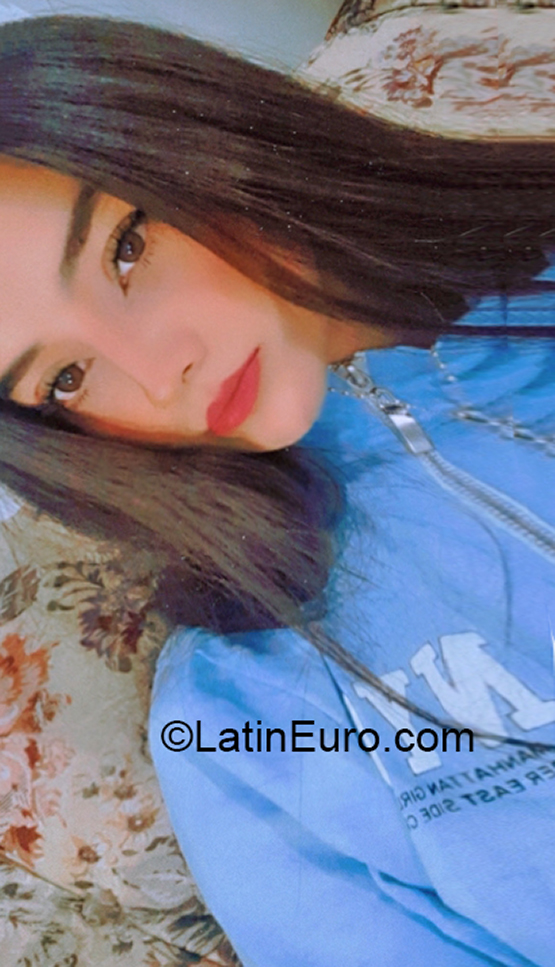 Date this gorgeous Mexico girl Sharon from Mexico City MX2443