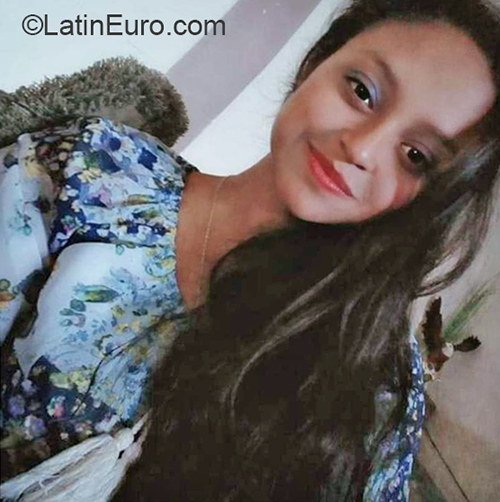 Date this young Mexico girl Eliana Sarai from Coscomatepec MX2493