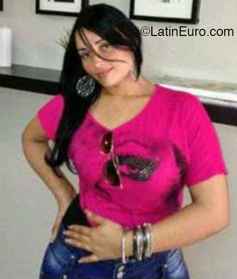 Date this delightful Dominican Republic girl Kay from Santo Domingo DO40299