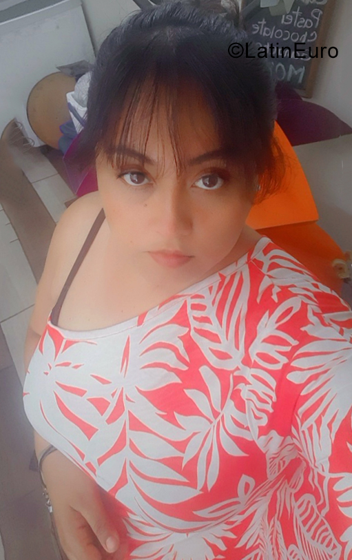 Date this pretty Mexico girl Indira from San Miguel Xoxtla MX2521