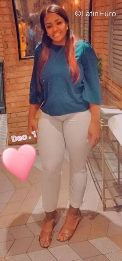 Date this lovely Dominican Republic girl Ingri from Santo Domingo DO40454