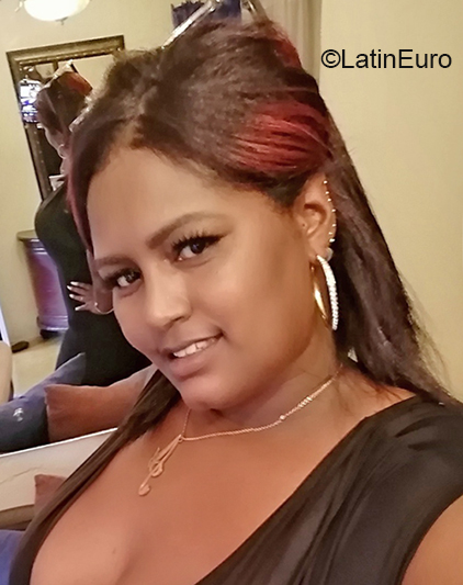 Date this georgeous Dominican Republic girl Arisleydi from Santiago DO40534