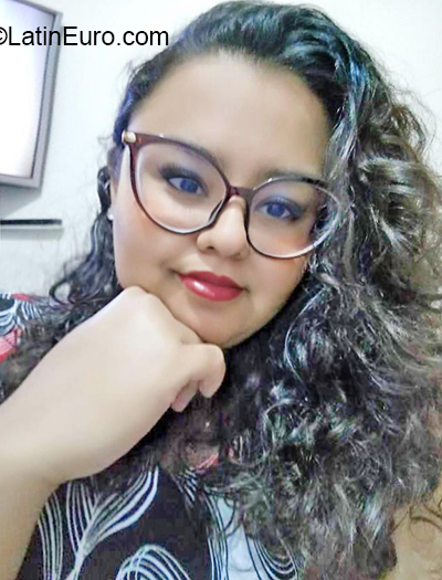 Date this young Brazil girl Albiege from Porto Alegre BR11646