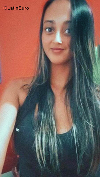 Date this delightful Brazil girl Gabriela from Rio De Janeiro BR11702