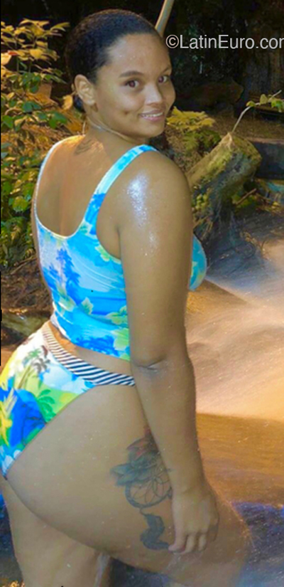 Date this good-looking Dominican Republic girl Fior from Provincia Independencia DO43061