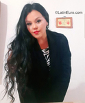 attractive  girl Denise from Mendoza AR906