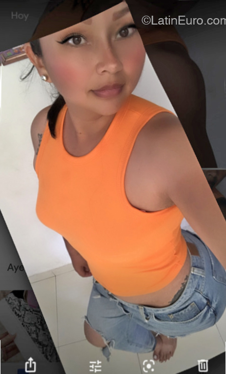Date this delightful Colombia girl Carolina from Sogamoso CO32325