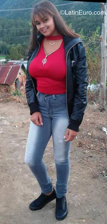 Date this cute Dominican Republic girl Pao22 from Salcedo DO46837