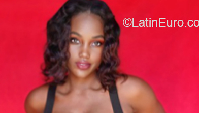 Date this sultry Dominican Republic girl Bruni from Santiago Los Caballeros DO47621