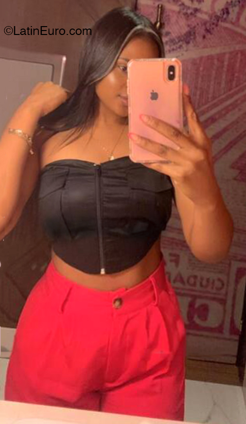 Date this good-looking Dominican Republic girl Emelys from Santo Domingo Norte DO50827