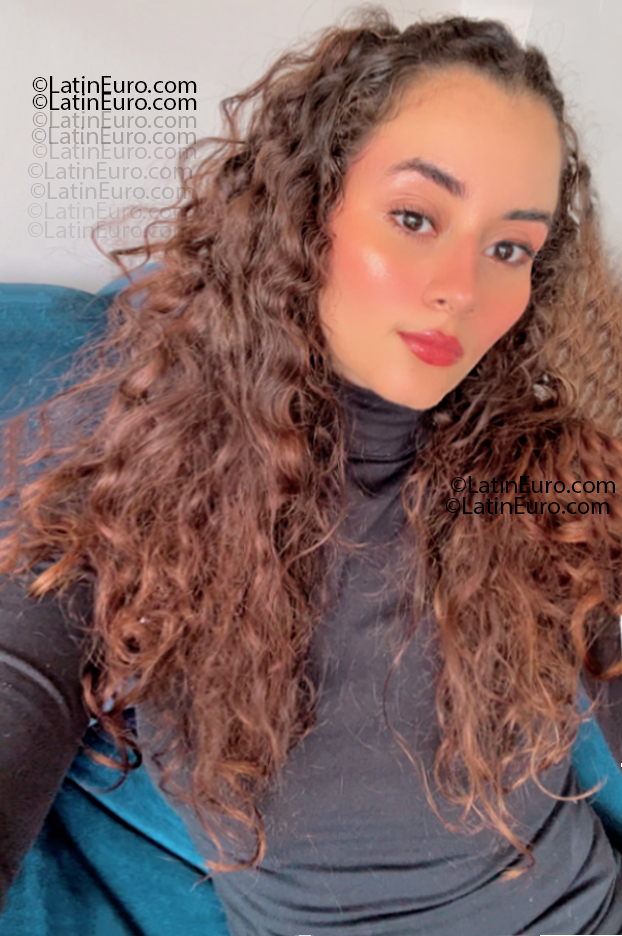 Date this athletic Colombia girl Melany from Medellin CO33384