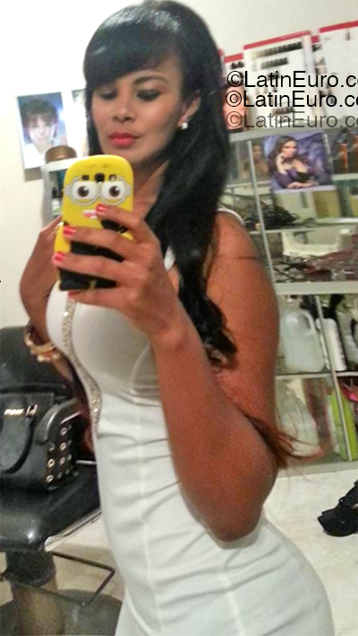 Date this lovely Dominican Republic girl Marinelly from Santo Domingo DO55248