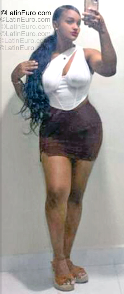 Date this funny Dominican Republic girl Ruberlina from Santo Domingo Este DO55369