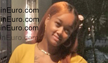 Date this passionate Dominican Republic girl Dayla from Santo Domingo DO55423