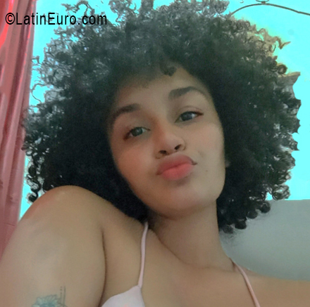 Date this cute Dominican Republic girl Ivana from Santo Domingo DO55625