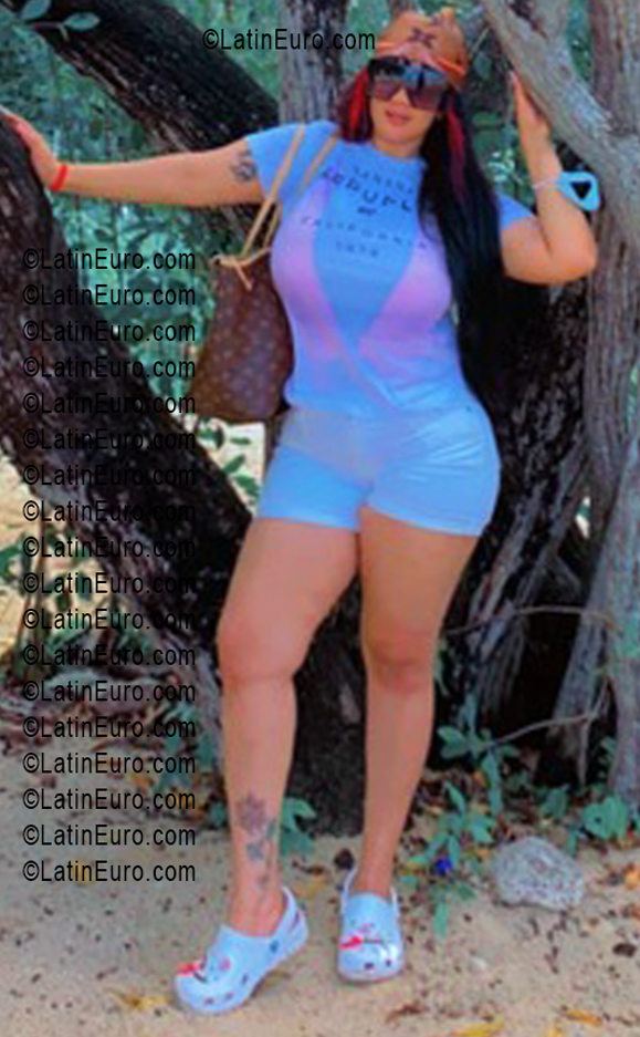 Date this lovely Anguilla girl Miss from Anguilla AI17