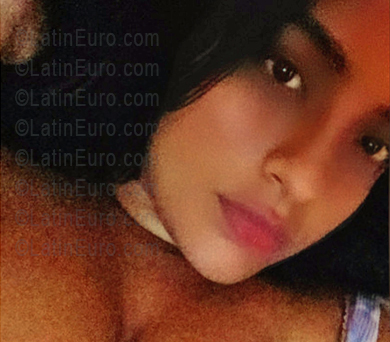 Date this exotic Dominican Republic girl Yulisy from Santo Domingo DO55732