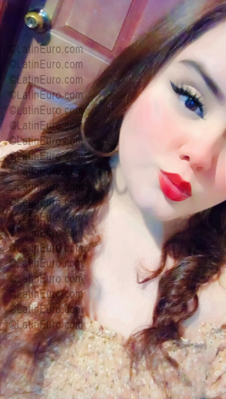 Date this beautiful Honduras girl Isela from San Pedro Sula HN2994