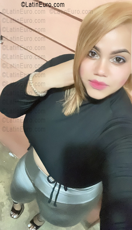 Date this delightful Dominican Republic girl Mary from Montecristi DO55846