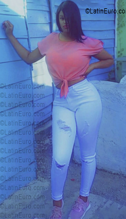 Date this exotic Dominican Republic girl Crismary from Puerto Plata DO55854