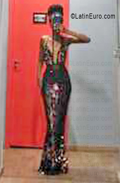 Date this good-looking Dominican Republic girl Lizzie from Santo Domingo DO55935