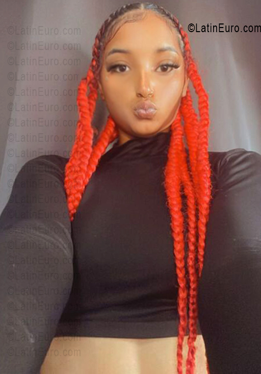 Date this passionate Dominican Republic girl Yeru from Santo Domingo DO55971