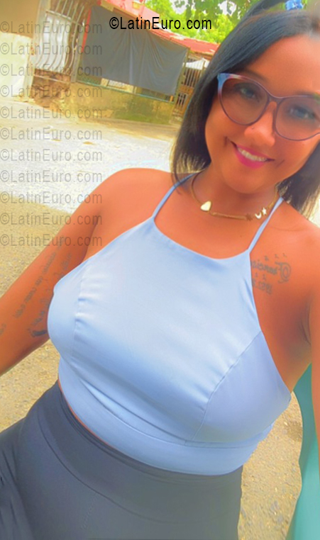 Date this exotic Dominican Republic girl Indebel from Puerto Plata DO56024