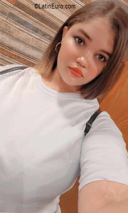 Date this young Dominican Republic girl Florimel from Santiago DO56053