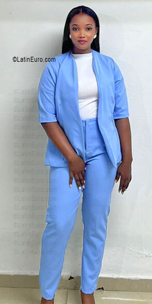 Date this sensual Dominican Republic girl Soledad from San Pedro De Macoris DO56105