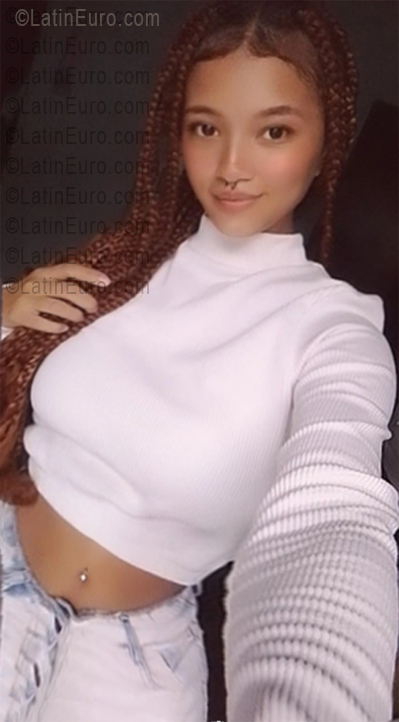 Date this voluptuous Venezuela girl Elimar from San Juan VE5452