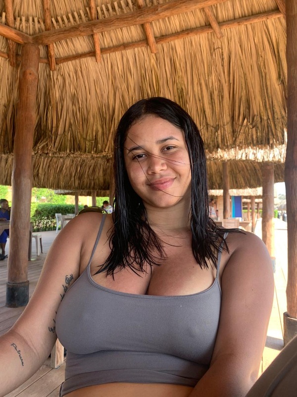 Date this attractive United States girl Lesa from Bogotá CO33692