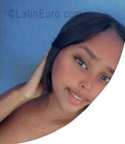 Date this sensual Dominican Republic girl Keisha from Distrito Nacional DO56316
