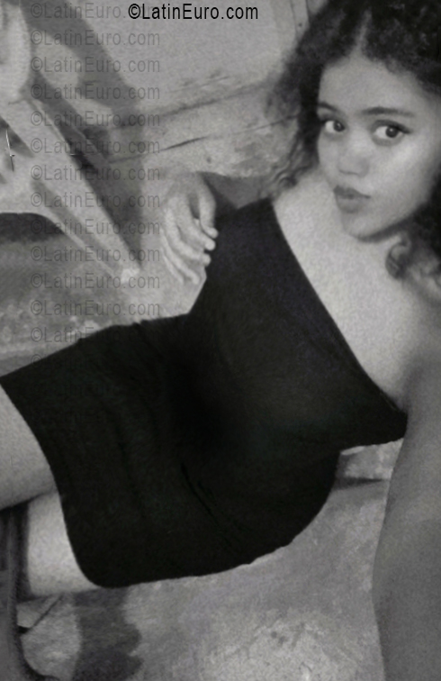 Date this cute Dominican Republic girl Esme from La Altagracia DO56349