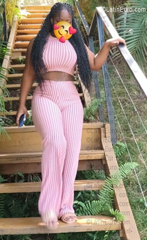 Date this happy Dominican Republic girl Yafreysi from La Romana DO56491