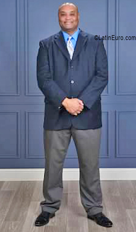 Date this happy United States man Alvin from Dallas US25551