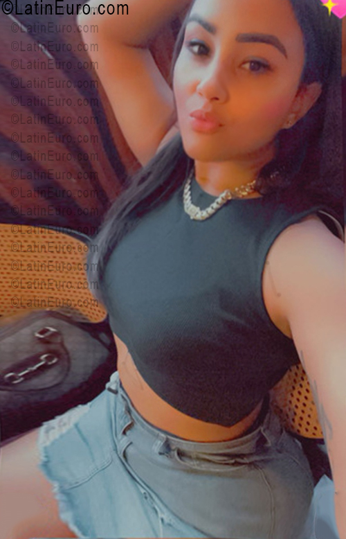 Date this tall Dominican Republic girl Carolina from Santo Domingo DO56519