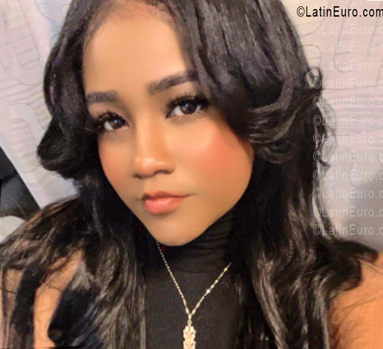 Date this delightful Puerto Rico girl Rossy from San Juan PR269